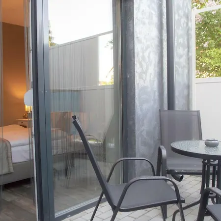 Orient Apartment